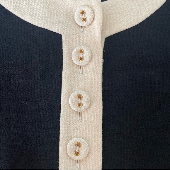 Vintage Gio Guerreri Wool Black and Beige Buttoned A-line ¾ Sleeves Dress - Picture 9 of 15